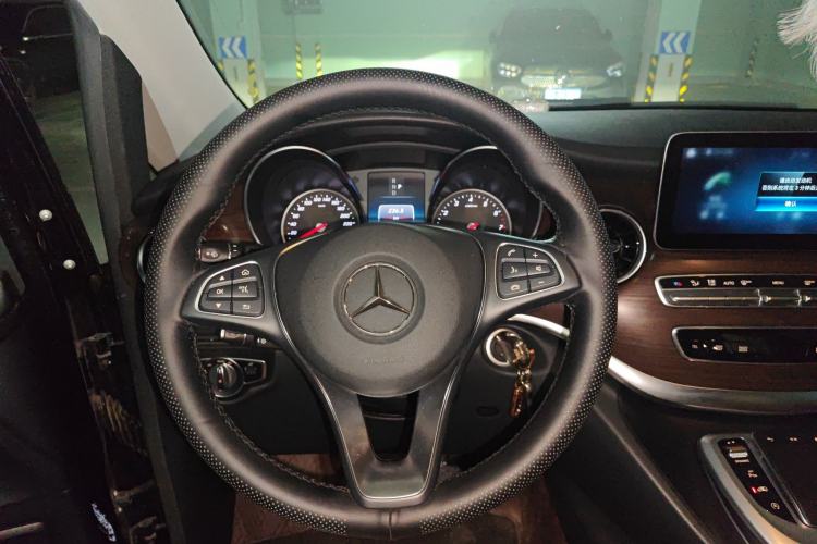 Used Mercedes-Benz V-Class 2020 V 260 Avantgarde Edition