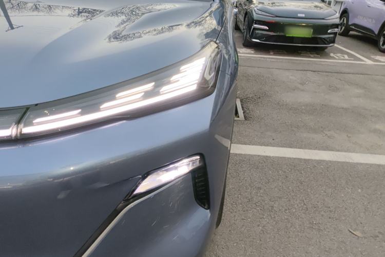 Used  Galaxy Xingjian 7 EM-i 2025 120km Flagship Edition
