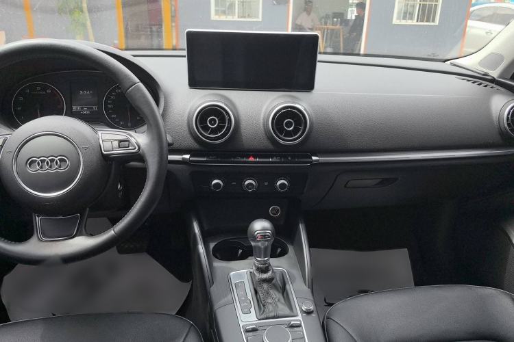 Used Audi A3 2015 Limousine 35 TFSI Millionth Anniversary Intelligent Leading Model
