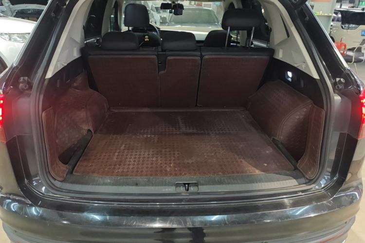 Used Volkswagen Tayron 2020 330TSI Two-Wheel Drive Luxury Smart Connectivity Version
