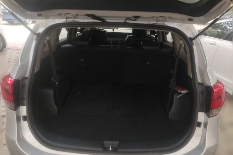 Used Kia Carens 2013 2.0L 7-Seater Automatic Comfort Edition China V Standard