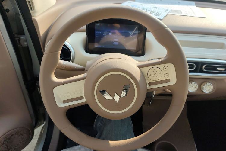 Used Wuling Hongguang MINIEV 2025 Four-Door Version Advanced Edition
