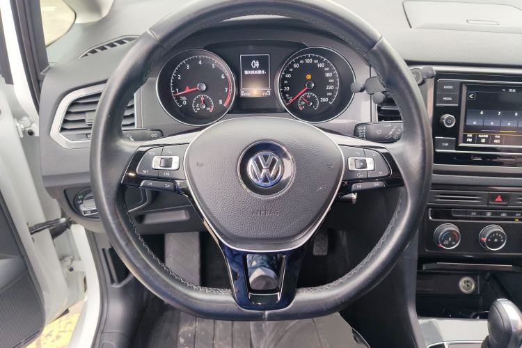 Used Volkswagen Golf Sportsvan 2018 230TSI Automatic Trend Edition