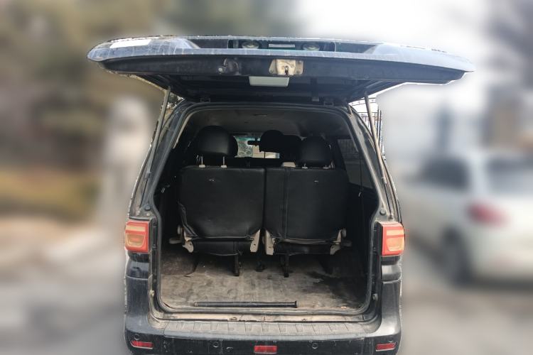 Used FORTHING Lingzhi 2019 M5L 1.6L 7-Seater Base Model China VI Standard