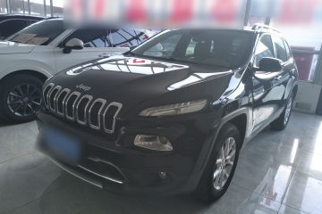 Used Jeep Cherokee 2016 2.4L Professional Smart Version