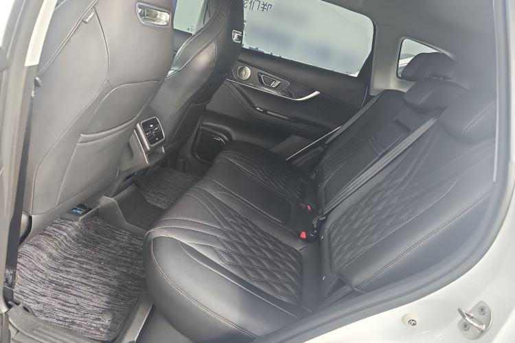 Used Chery Tiggo 7 PLUS 2023 Champion Edition 1.6 TGDI DCT Extraordinary Version
