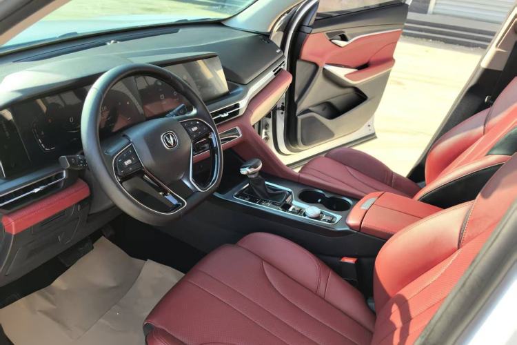 Used Changan CS75 PLUS 2021 1.5T Automatic Luxury Version
