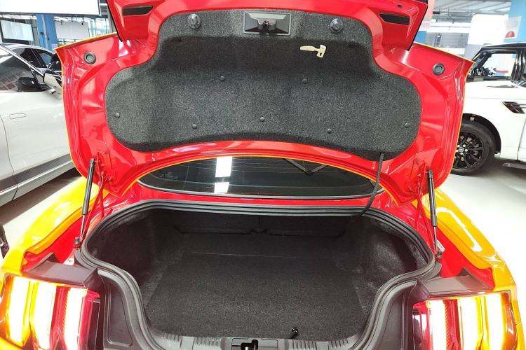 Used Ford Mustang 2021 2.3T EcoBoost
