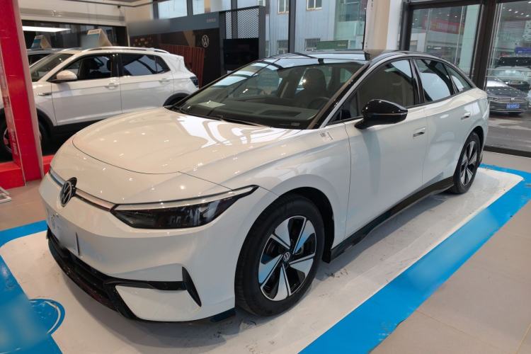 Used Volkswagen ID.7 VIZZION 2024 AIR model