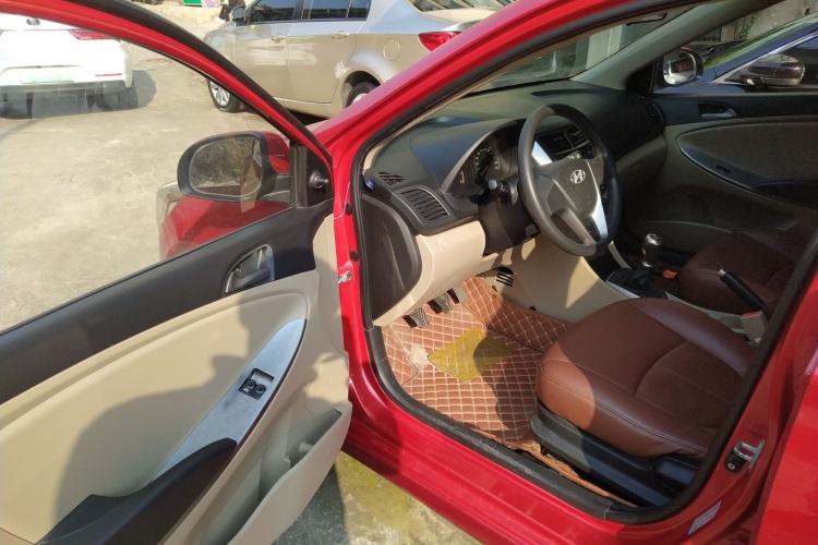 Used Hyundai Verna 2014 1.4L Manual Fashion GS Model