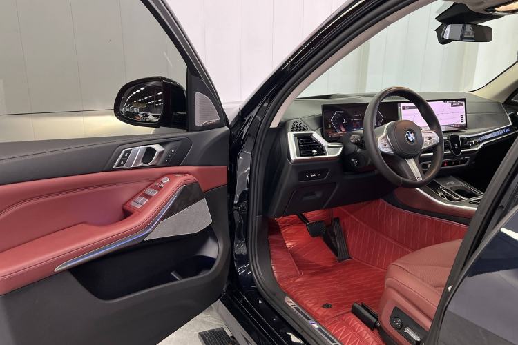 Used BMW X5 2023 xDrive 30Li Luxury M Sport Night Edition Package
