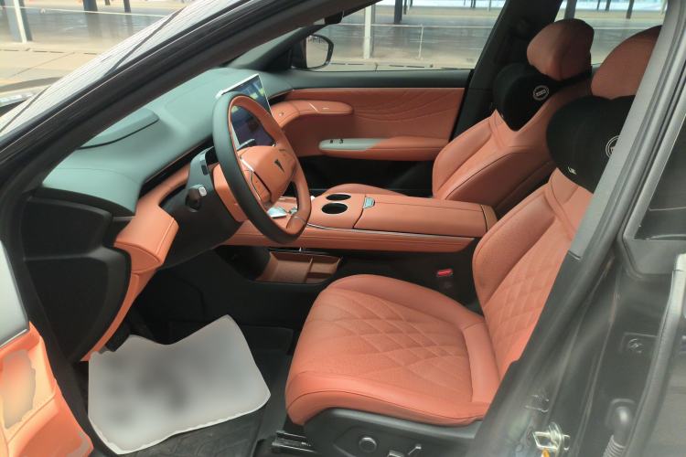 Used  S07 2023 200Max Range-Extended Version