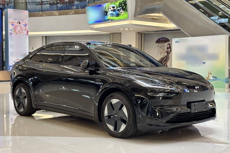 Used ONVO L60 2024 60 kWh All-Wheel Drive
