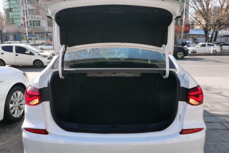 Used Chevrolet Monza 2022 320 Automatic Enjoyment Sunroof Version
