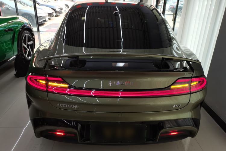 Used  SU7 2024 Rear-Drive Ultra-Long Range Advanced Pro-Level Intelligent Driving Version
