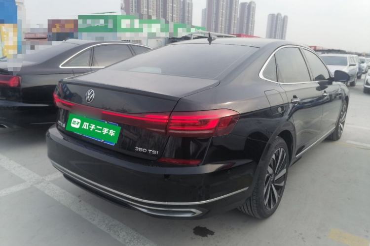 Used Volkswagen Passat 2024 380TSI Luxury Edition
