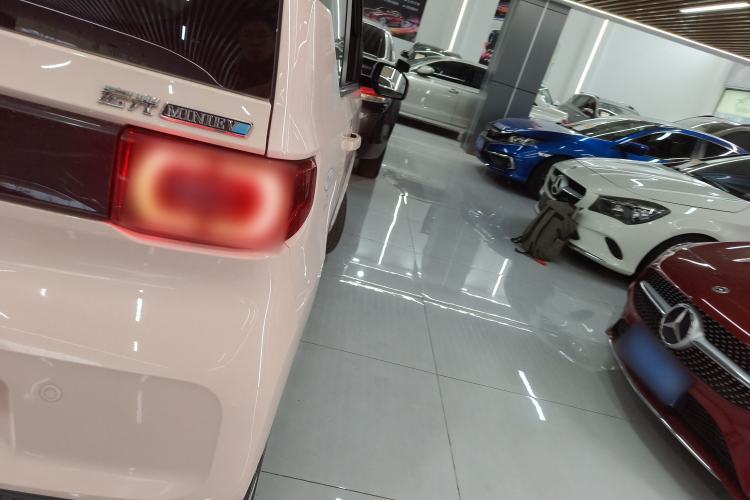 Used Wuling Hongguang MINIEV 2021 Macaron Fashion Model Lithium Iron Phosphate
