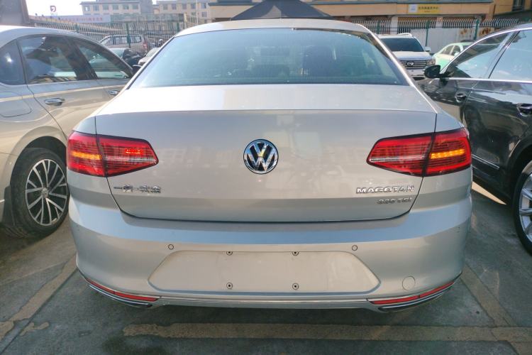 Used Volkswagen Magotan 2018 330TSI DSG Luxury Model