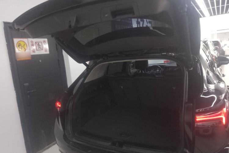 Used Buick Envision 2022 Encore S GS Two-Wheel Drive Smart Sport Model
