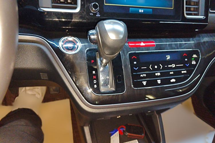 Used Honda Elysion 2019 2.0L Hybrid Supreme Edition
