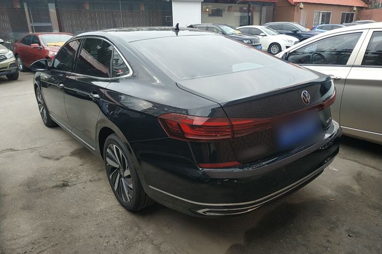 Used Volkswagen Passat 2024 380TSI Dragon Edition
