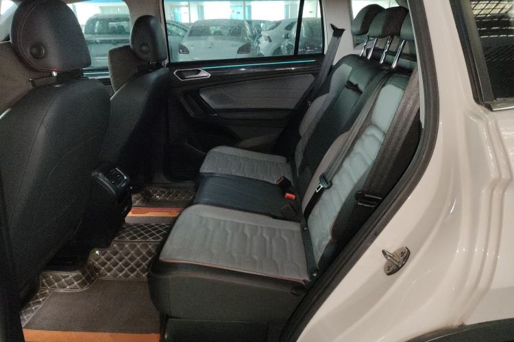 Used Volkswagen Tiguan L 2022 330TSI Automatic Two-Wheel Drive R-Line Enhanced Edition
