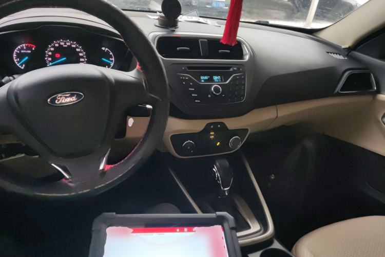 Used Ford Escort 2015 1.5L Automatic Comfort Model
