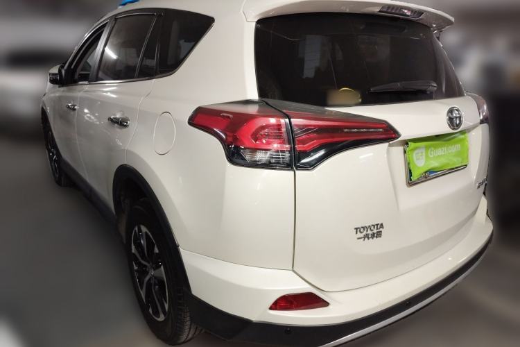 Used Toyota RAV4 2016 2.0L CVT Two-Wheel Drive Smart Edition China V Standard