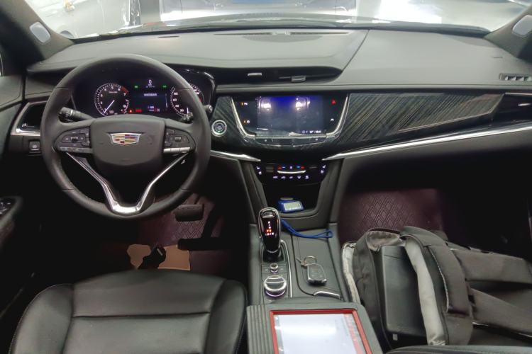 Used Cadillac XT6 2022 2.0T 7-Seater Four-Wheel Drive Luxury Version
