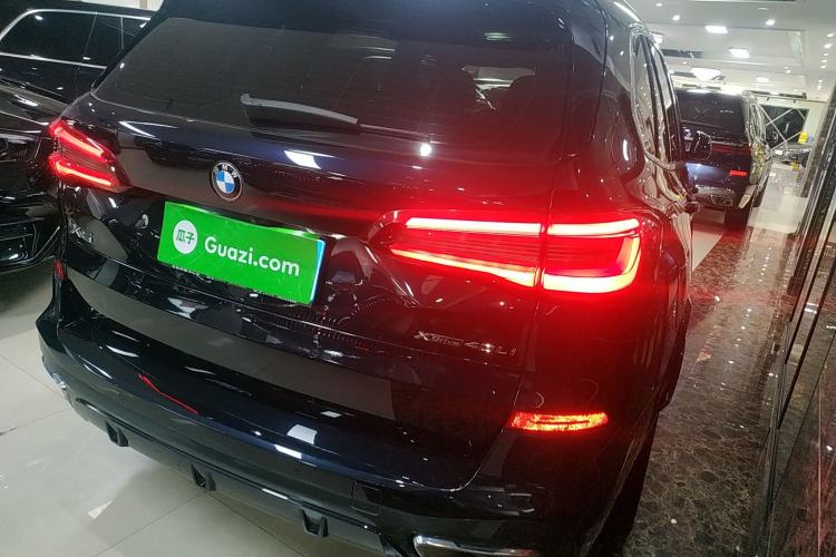 Used BMW X5 2022 Restyled xDrive 40Li Luxury Edition M Sport Package
