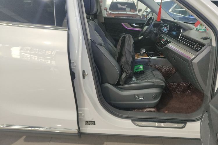 Used Hongqi HS5 2019 2.0T Smart Connect Flagship All-Wheel-Drive Version
