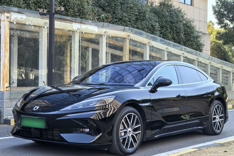 Used Denza Z9 2024 1100 km Four-Wheel Drive Max Version