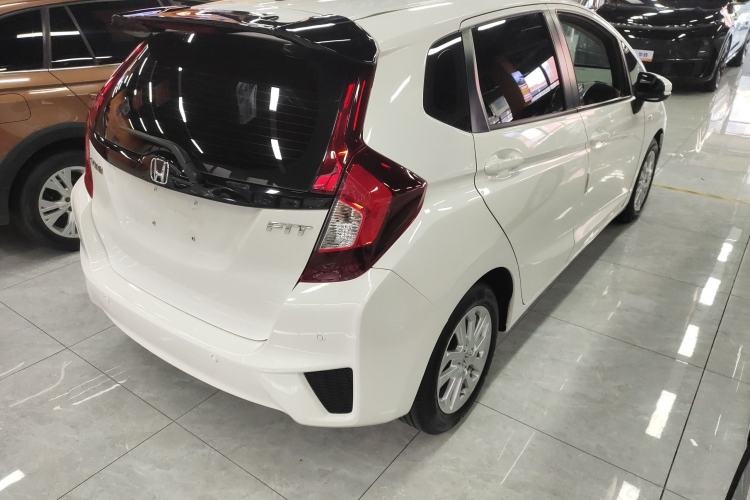 Used Honda Fit 2016 1.5L LXS CVT Comfort Sunroof Version
