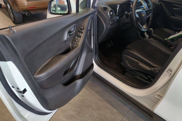 Used Chevrolet Trax 2014 1.4T Automatic Two-Wheel Drive Luxury Model
