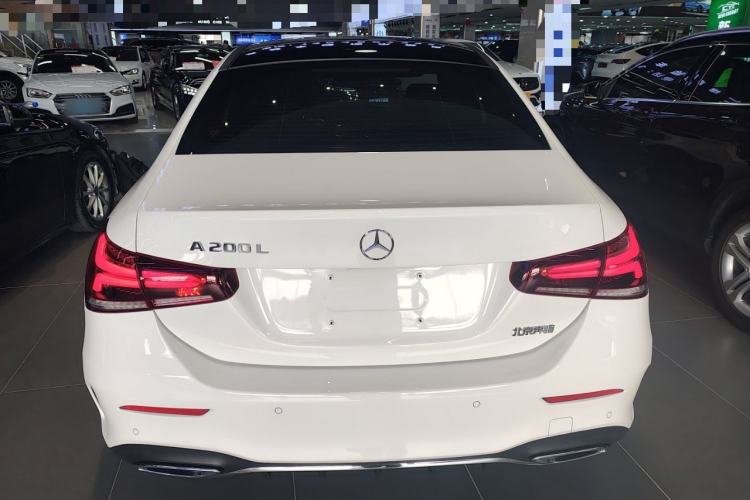 Used Mercedes-Benz A-Class 2022 Revised Version A 200 L Sport Sedan Fashionable Style
