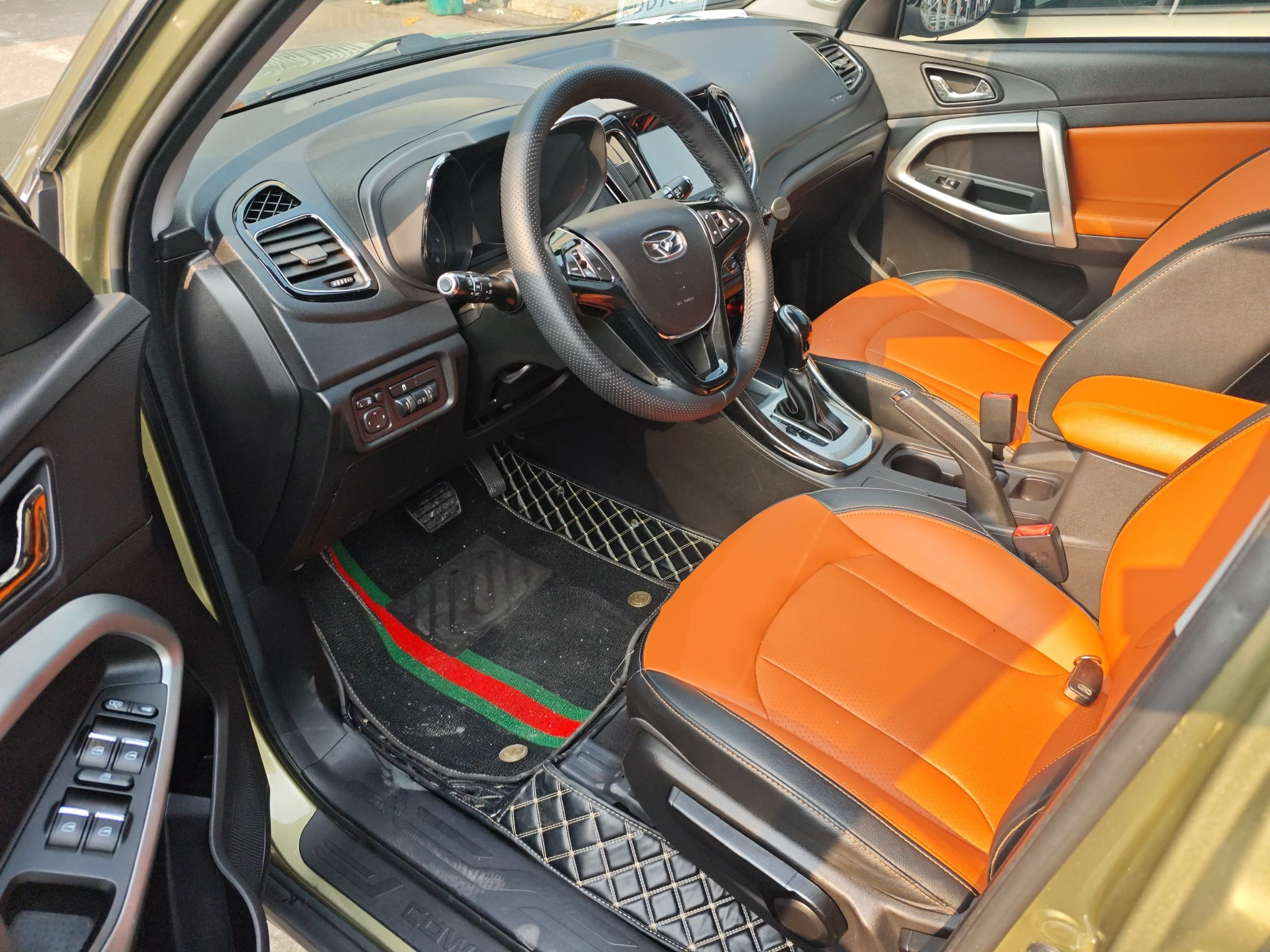 Переднее сиденье в автомобиле