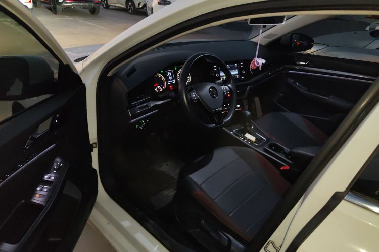 Used Volkswagen Bora 2020 1.5L Automatic Elite Version
