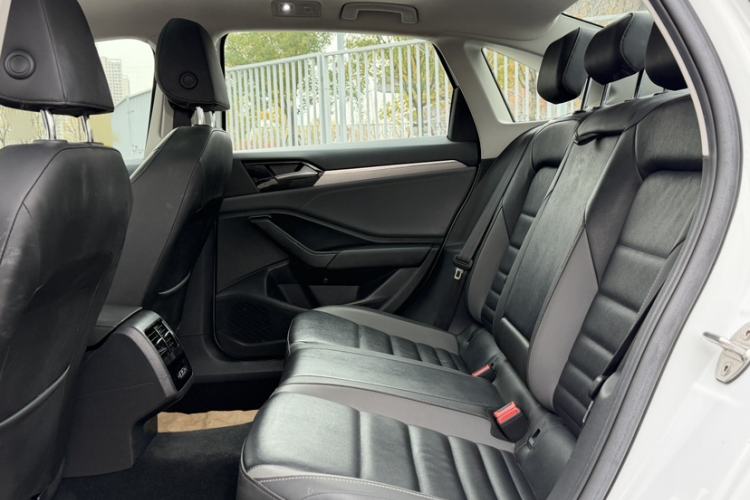 Used Volkswagen Sagitar 2019 200TSI DSG Comfort Version China VI Standard
