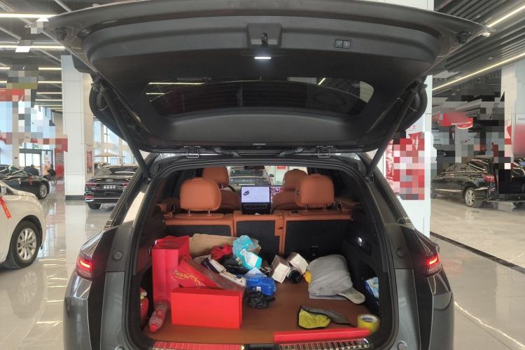 Used Li Auto L7 2023 Pro Model
