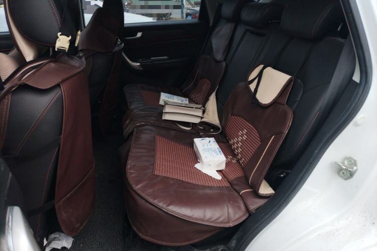 Used Haval H6 2015 Revised Version Sport Edition 1.5T Manual Transmission Two-Wheel Drive Elite Grade
