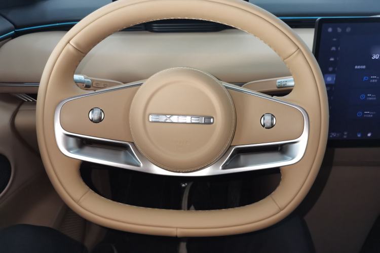 Used  Star Era ET 2025 Range-Extended 240 Pro All-Wheel Drive High-Speed Driver Assistance
