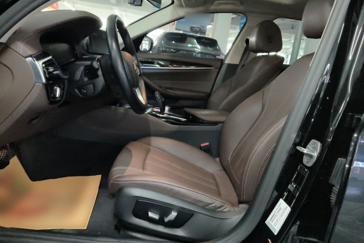 Used BMW 5 Series 2020 525Li Luxury Package