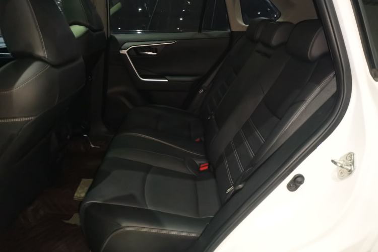 Used Toyota RAV4 2021 2.0L CVT Two-Wheel Drive Fashion PLUS Edition