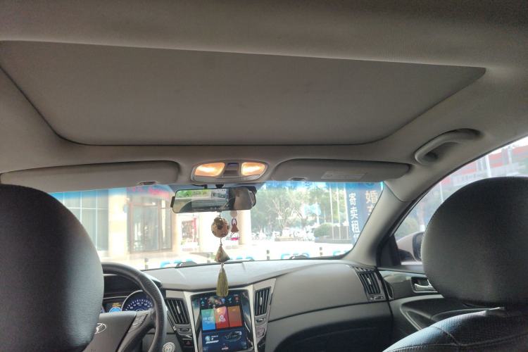 Used Hyundai Sonata 2014 2.0L Automatic Luxury Edition
