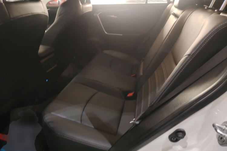 Used Toyota Wildlander 2022 2.0L CVT Two-Wheel Drive Luxury PLUS Edition