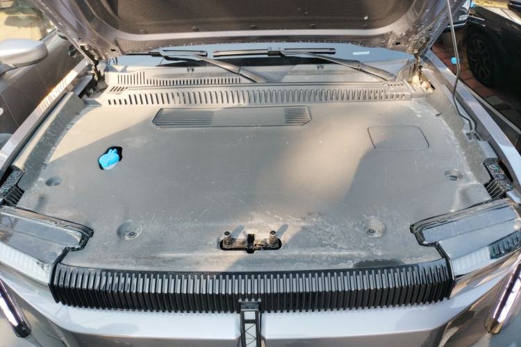 Used  03 2024 472km Four-Wheel Drive Long-Range Version
