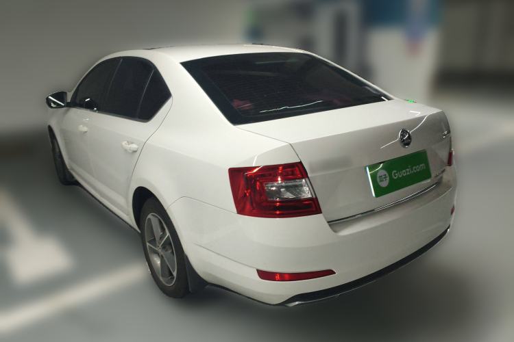 Used Skoda Octavia 2016 1.6L Automatic Smart Drive Edition
