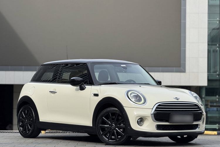 Used  MINI 2019 1.5T COOPER Artist
