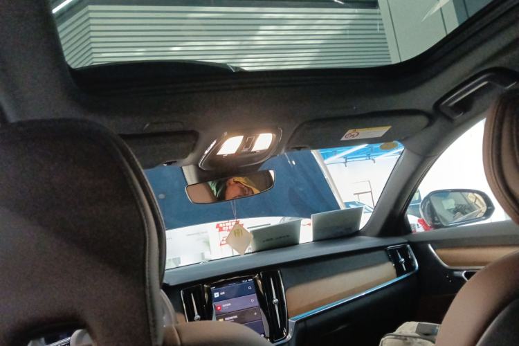 Used Volvo S90 2025 B5 Zhiyi Luxury Edition