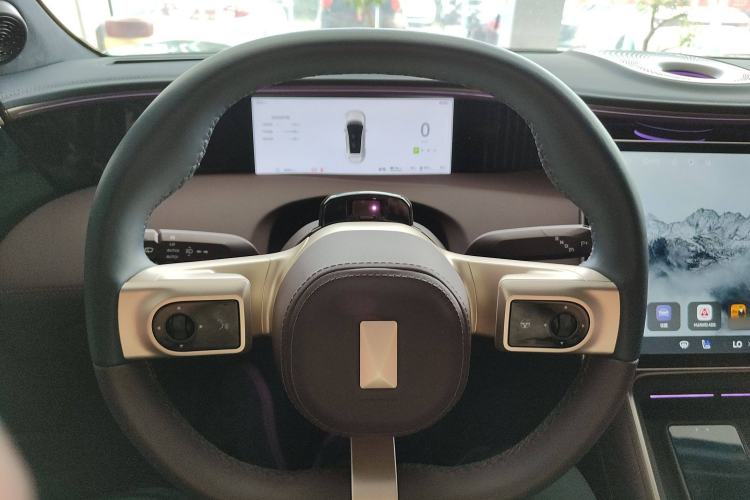 Used  11 2025 Ultra Extended-Range Edition
